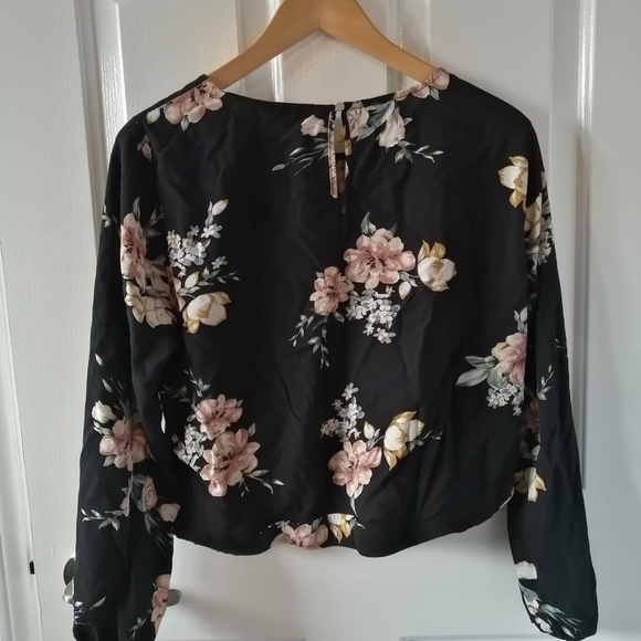 Floral long sleeve - Picture 5 of 6